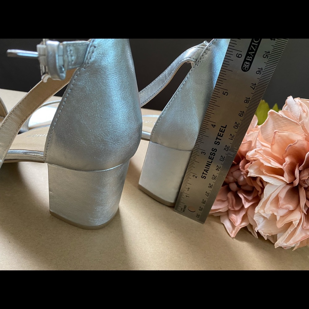 CL by Chinese Laundry Silver 9.5 M - Picture 5 of 6